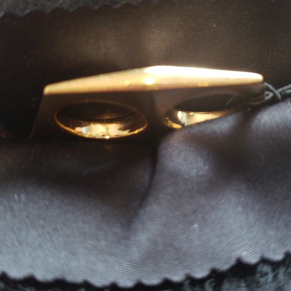 BCBG MAX AZRIA 2 FINGER RHINESTONE RING - Picture 5 of 7